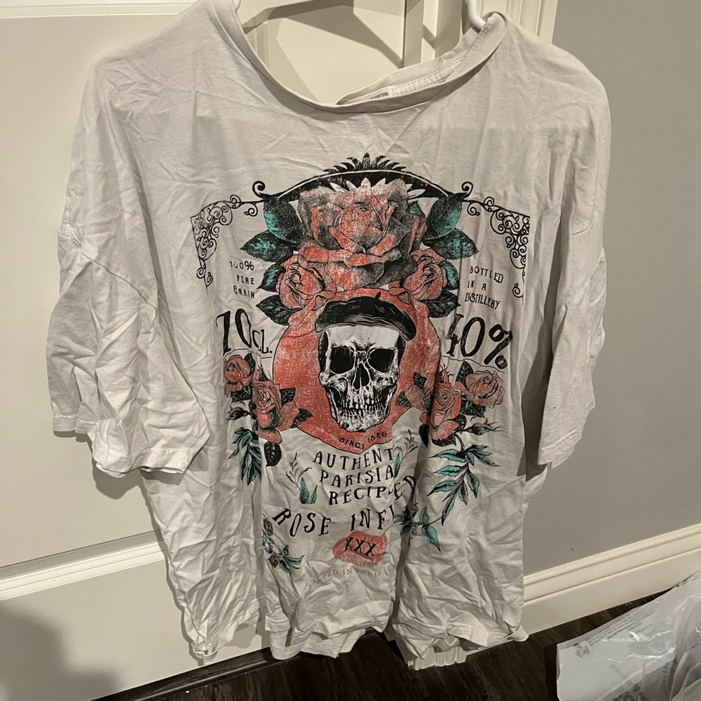 Graphic Skull and Roses Oversized T-Shirt